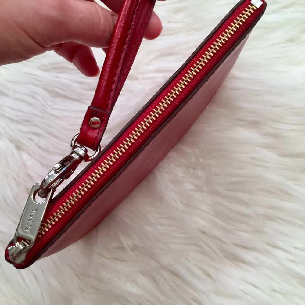 Fossil nwot red